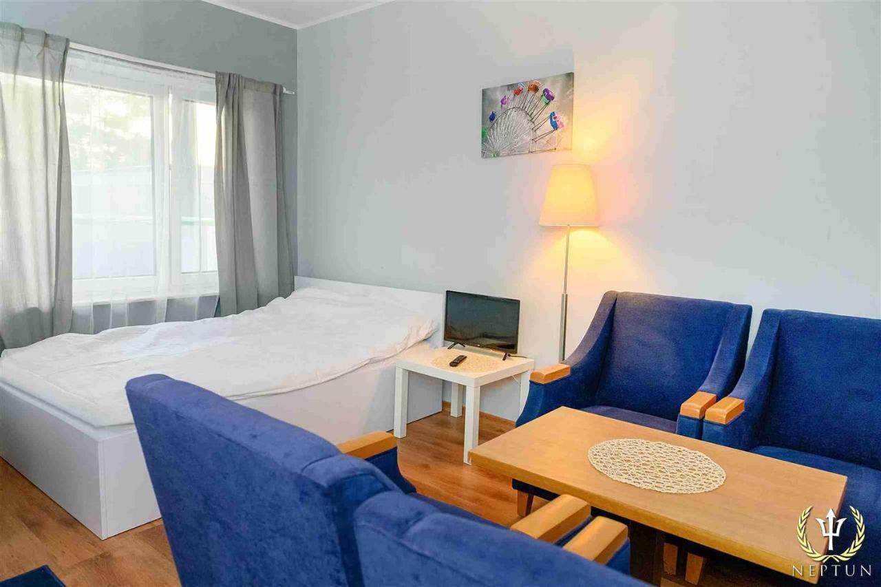 Neptun Ψ Hotel ยาสต์เชอเบีย กูรา ภายนอก รูปภาพ