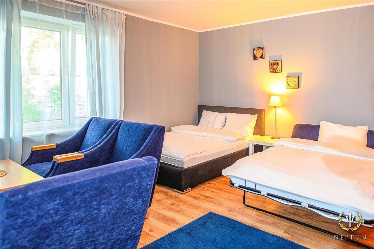 Neptun Ψ Hotel ยาสต์เชอเบีย กูรา ภายนอก รูปภาพ